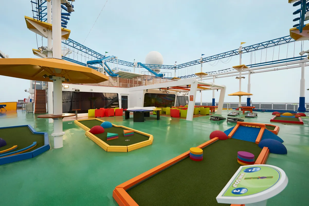 Carnival Horizon SportSquare