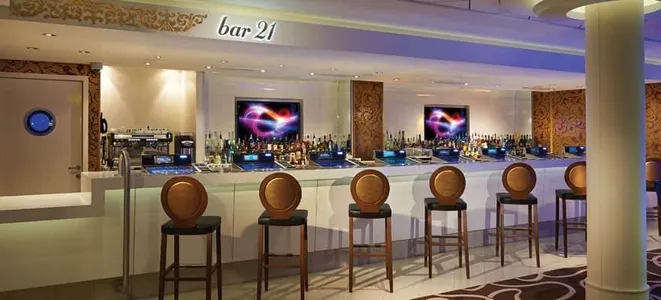 Norwegian Getaway- Bar 21