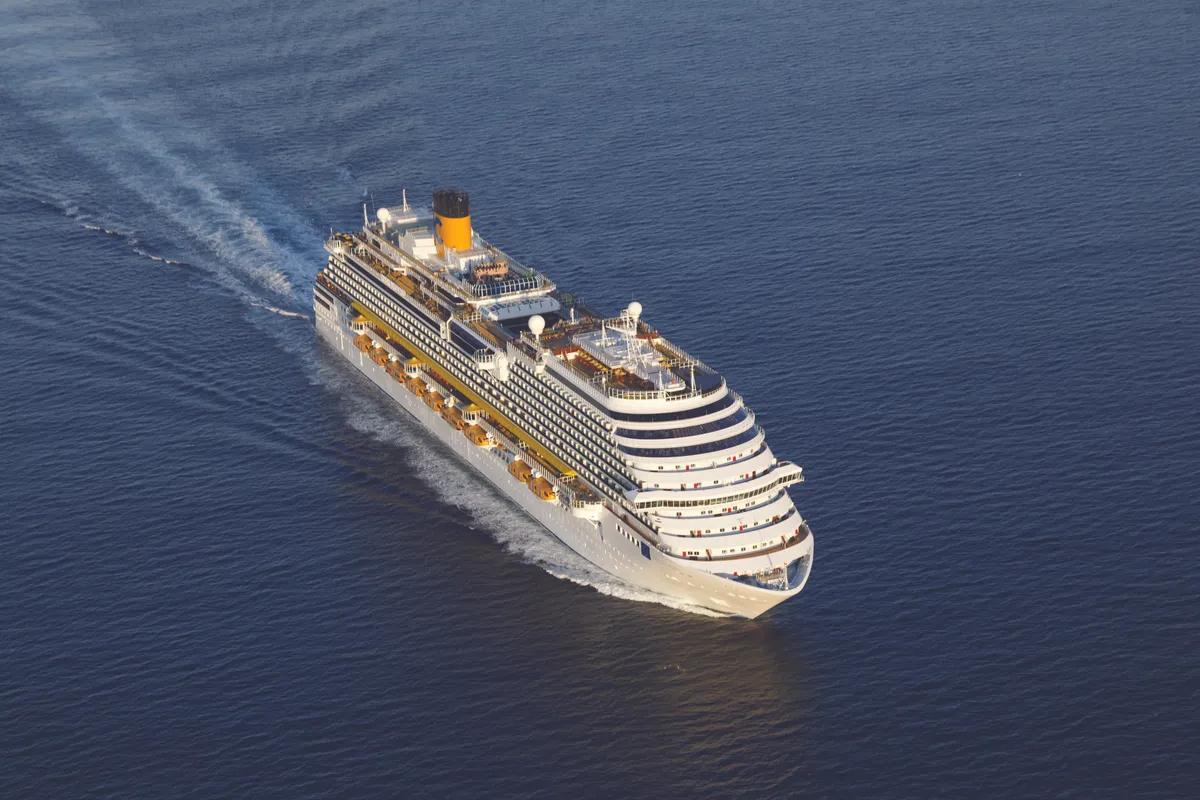 Costa Diadema auf See