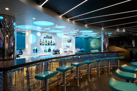 Carnival Horizon Liquid Lounge