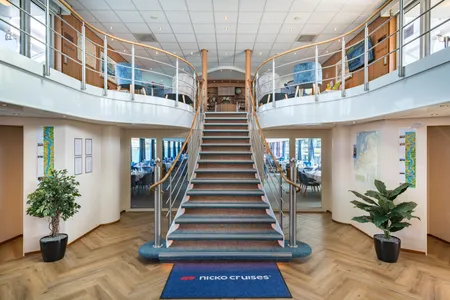 MS Rhein Symphonie Lobby