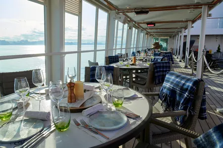 Seabourn Quest The Colonnade