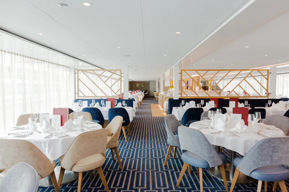 MS VistaStar Restaurant