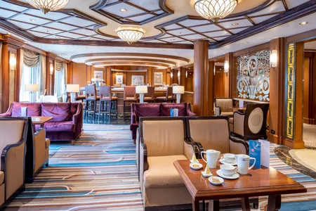 Queen Elizabeth - Café Carinthia