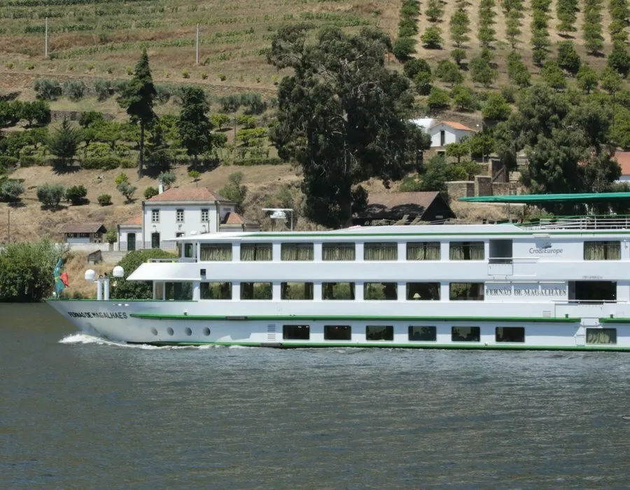 MS Magellan auf dem Douro