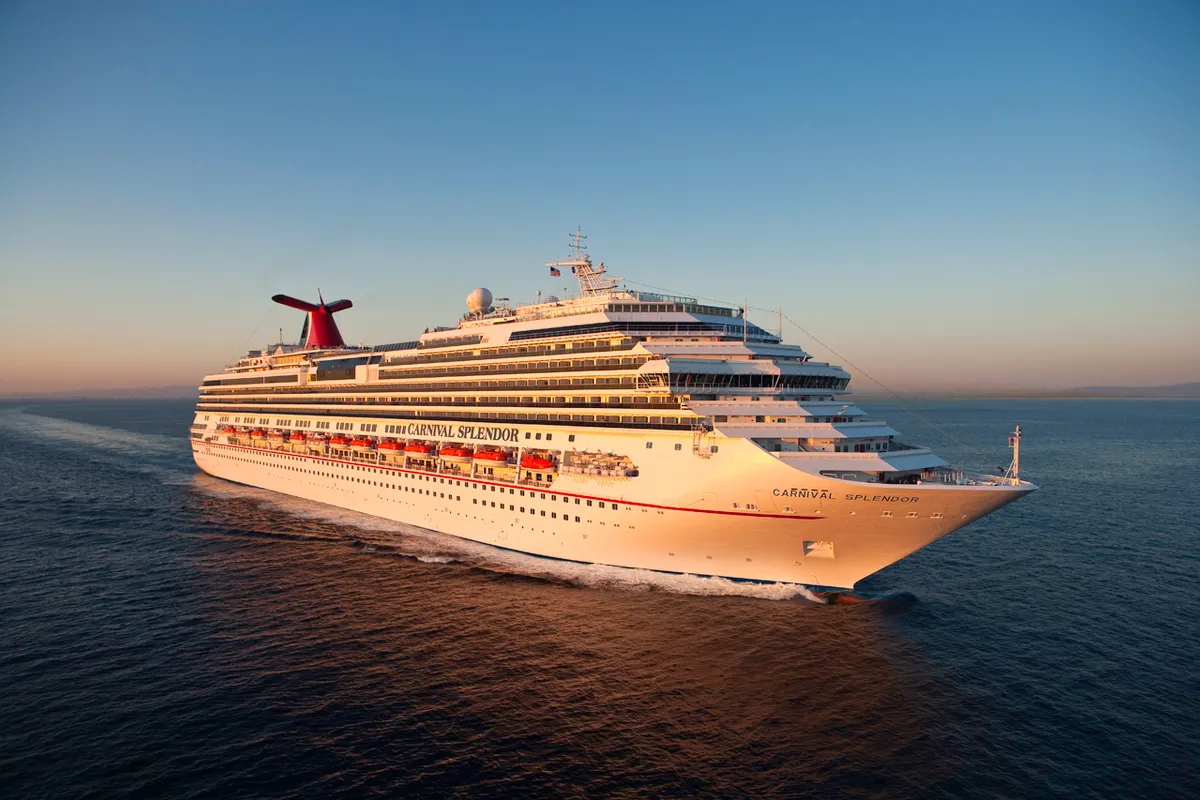 Carnival Splendor auf See