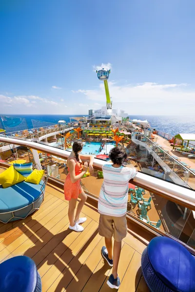 Harmony of the Seas - Teen Space Teenager Lounge