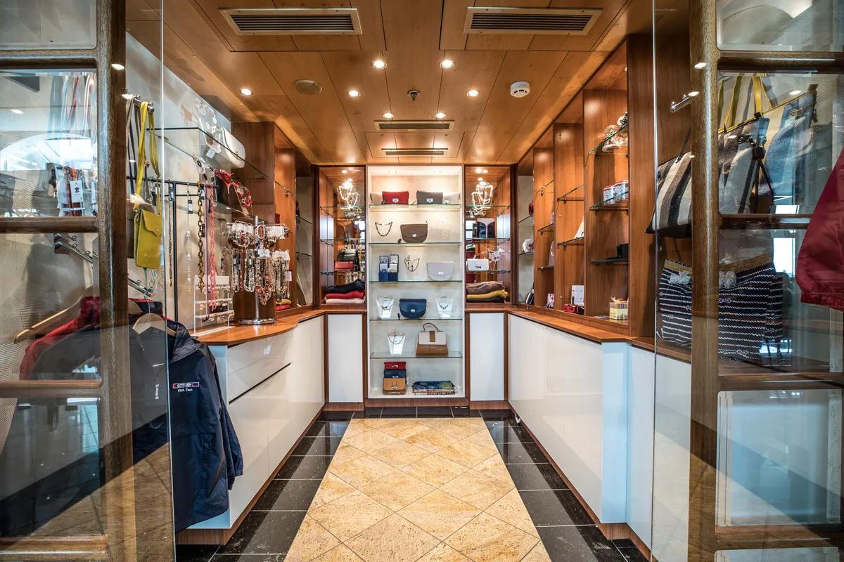 VIVA TIARA Shop