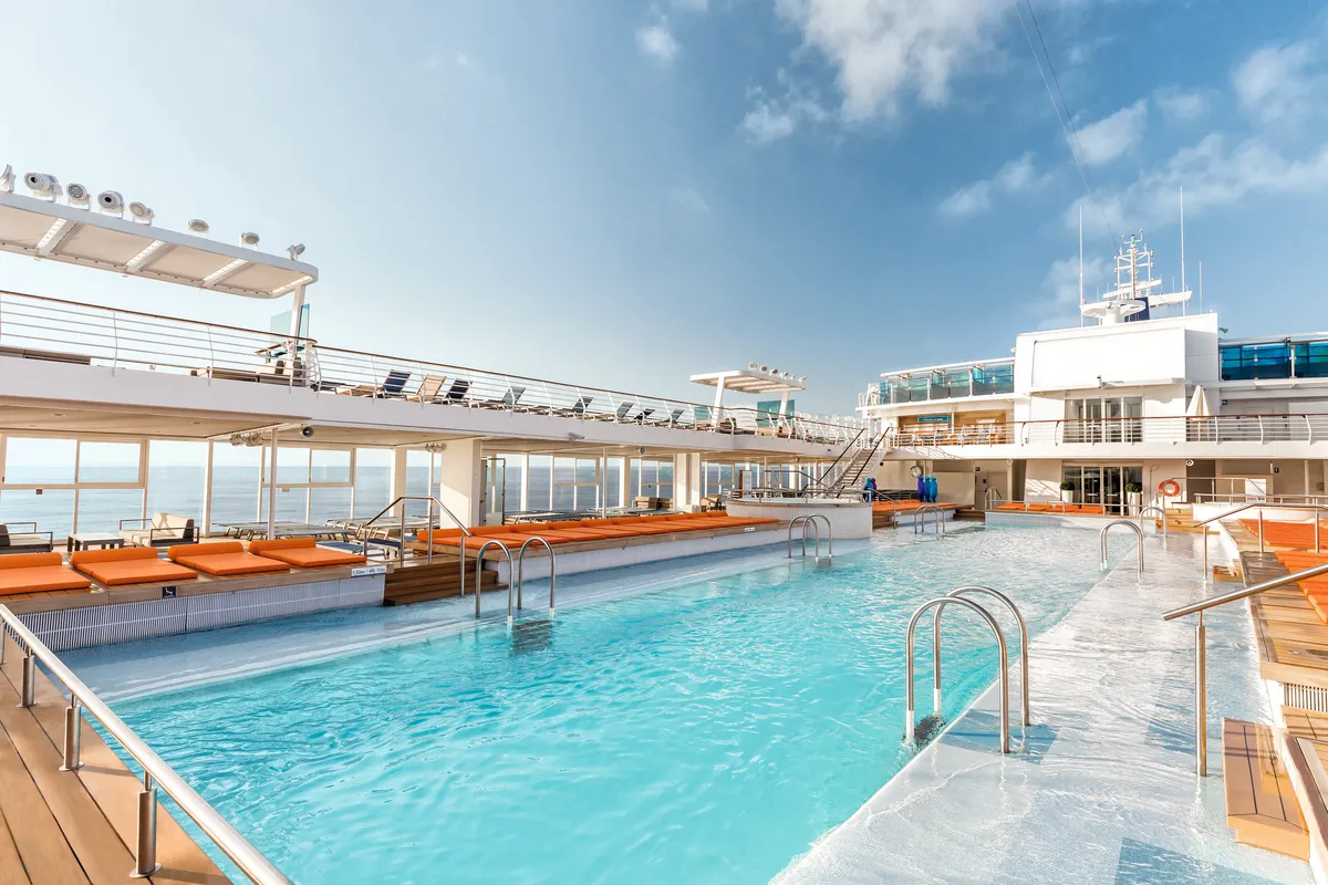 Mein Schiff 5 Außenpool