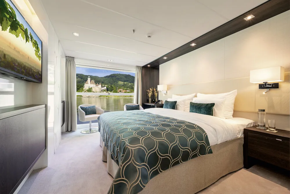 MS Amadeus Cara – 2-Bett-Außenkabine mit absenkbarer Panorama-Fensterfront