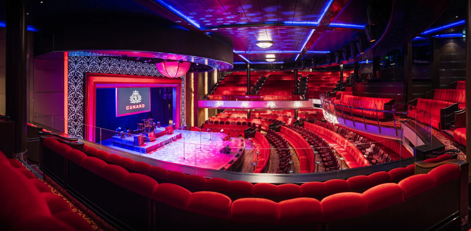 Queen Mary 2 - Royal Court Theater