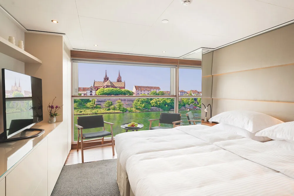 Emerald Radiance - Emerald Panorama Balcony Suite