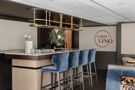 GLORIA VINO VINO Bar