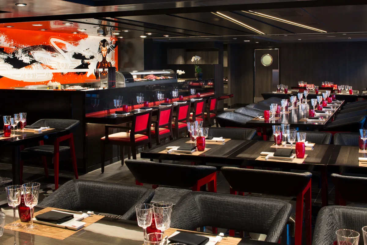 Harmony of the Seas - Izumi Sushi