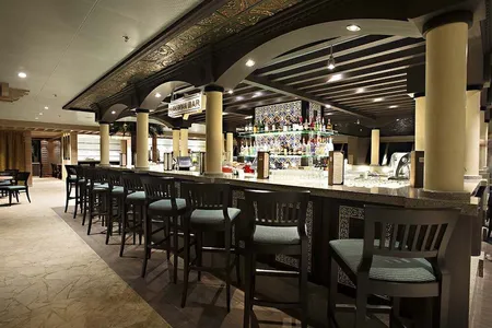 Carnival Horizon- Havana Bar