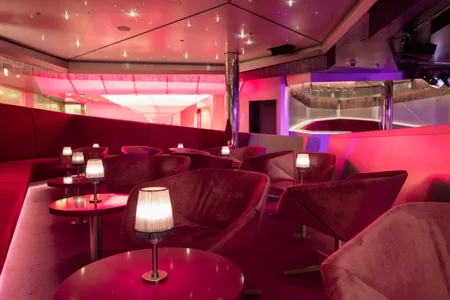AIDAperla Nachtclub Nightfly