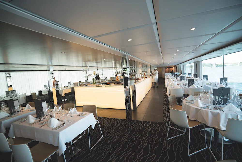 Emerald Sky und Emerald Sun Reflections Restaurant