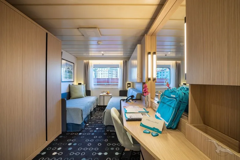 MS Artania - 3-Bett Außenkabine mit Sichtbehinderung