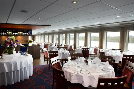MS VistaMila Restaurant