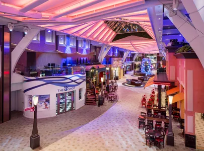 Royal Promenade