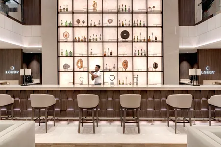 EXPLORA 2 - Lobby Bar
