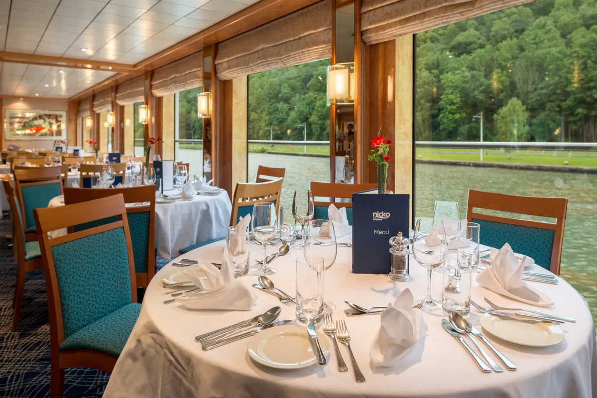 MS Bolero Panorama-Restaurant