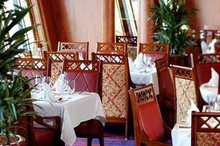 MS Oosterdam Vista Dining Room