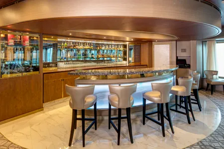 MS Noordam Pinnacle Bar