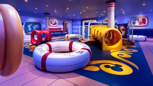 Disney Wish Mickey & Minnie Captain's Deck
