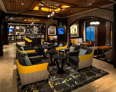 Celebrity equinox Craft Bar