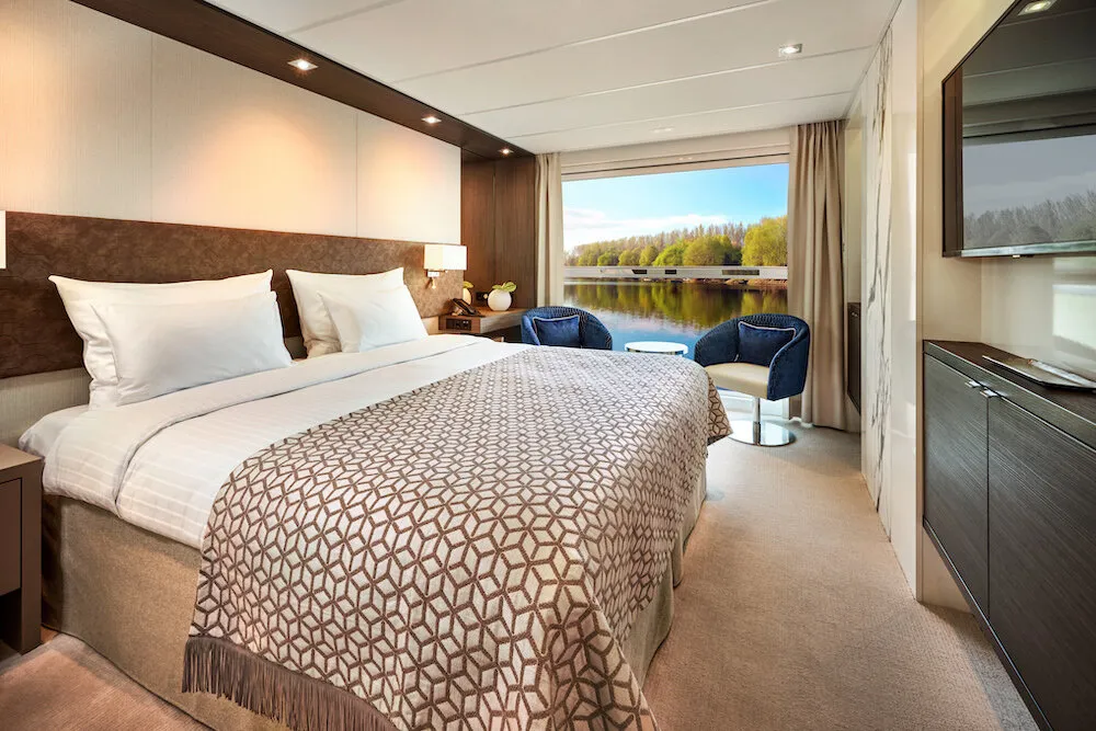 MS Amadeus Riva - 2-Bett-Außenkabine mit absenkbarer Panorama-Fensterfront