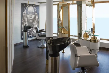 Celestyal Journey Friseur