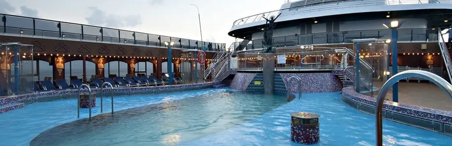 Carnival Miracle- Sirens Forward Pool