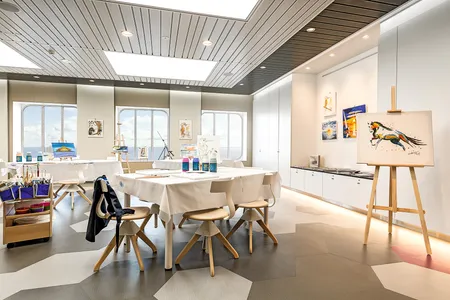 Mein Schiff 6 - Atelier