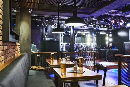 AIDAnova Rock Box Bar