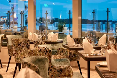 MS Amadeus Riva - Panorama Bar