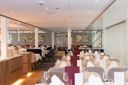 MS VistaStar Restaurant