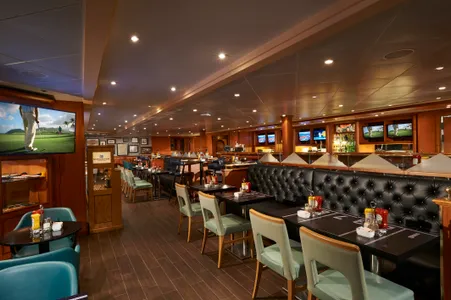 Norwegian Sun SportsBar