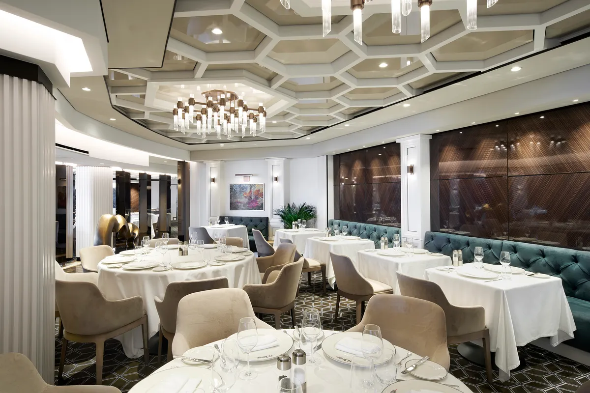 EXPLORA 2 - Fil Rouge Restaurant