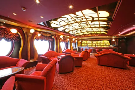 MSC Fantasia Cigar Room