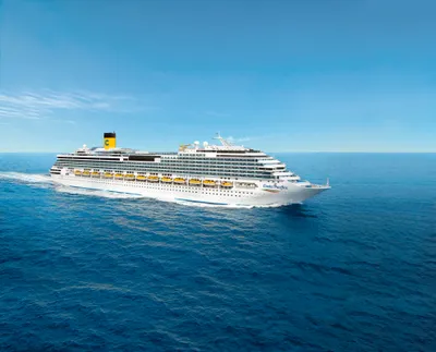 Costa Pacifica auf See