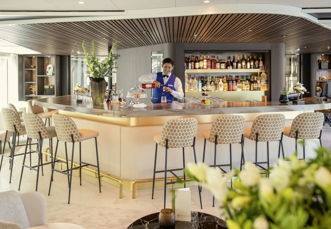 MS Amadeus Cara - Panorama Bar