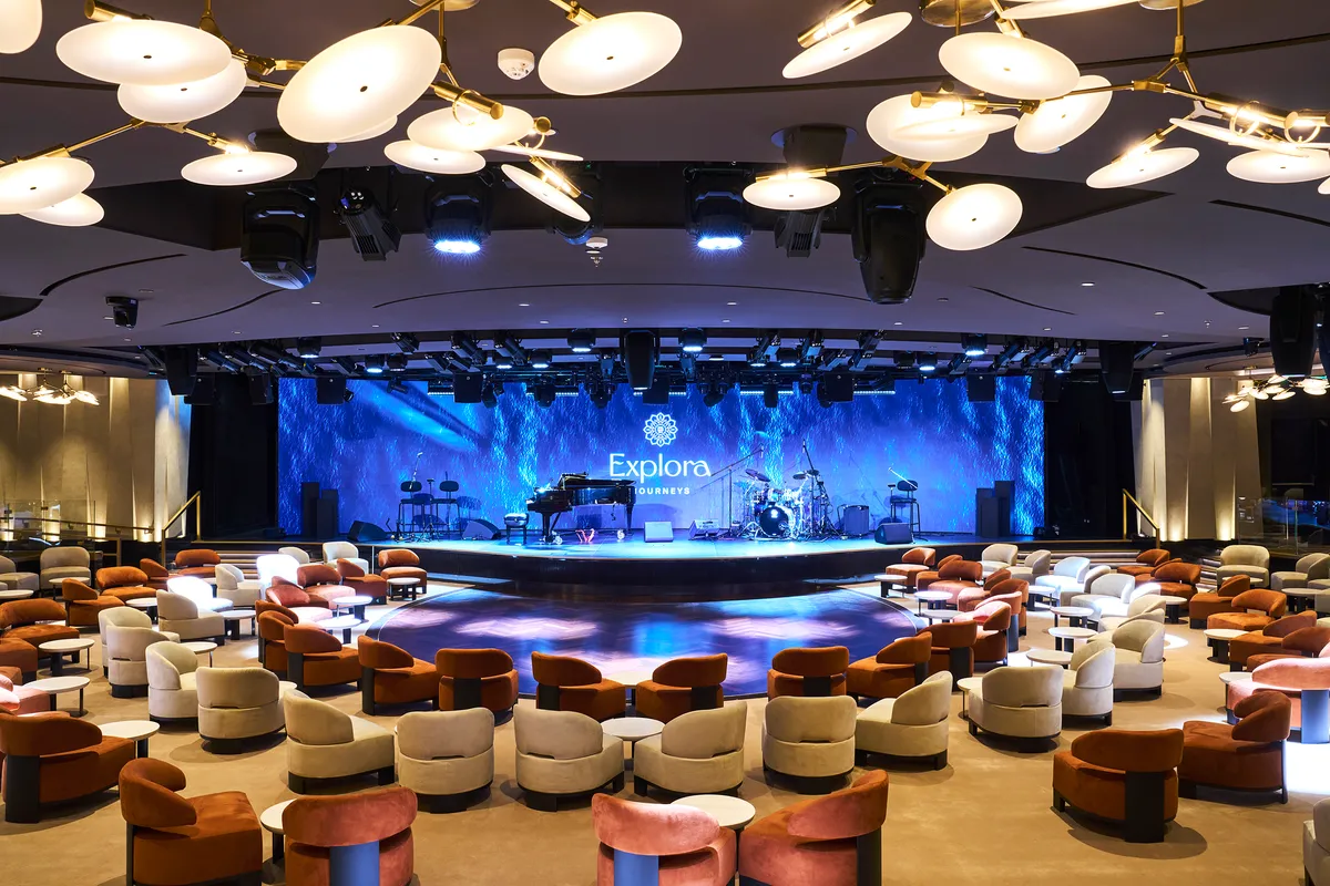 EXPLORA 2 - Journeys Lounge