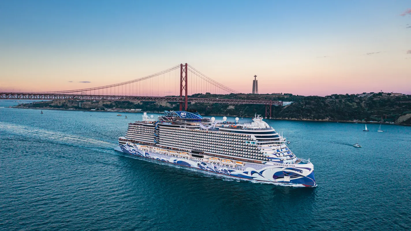 Norwegian Viva auf See